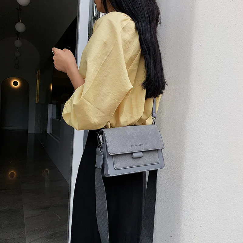 Kristel Crossbody Bag | With convenient flip opening