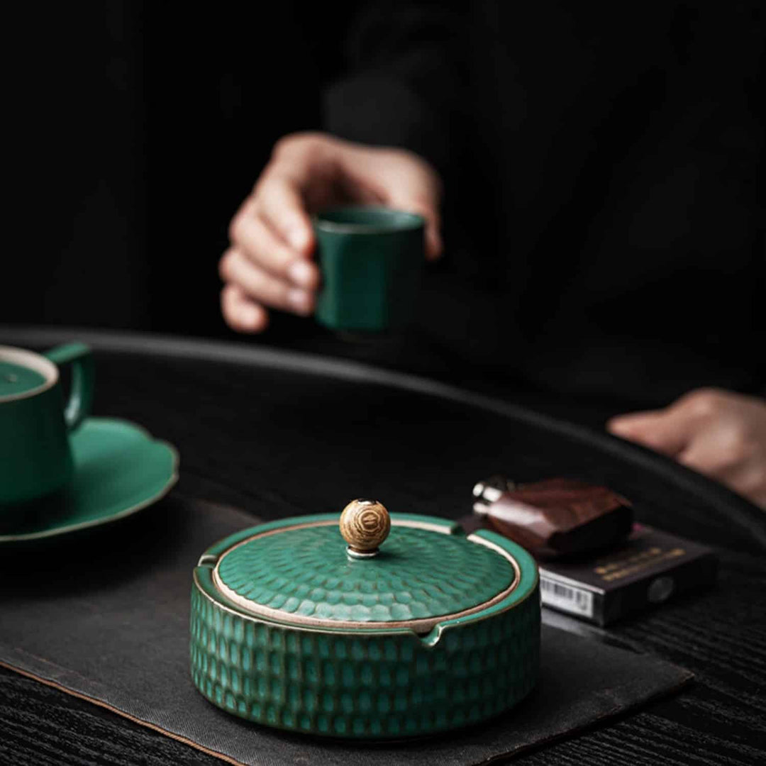 Handmade Ceramic Ashtray with Wooden Lid, 12.5 cm 4