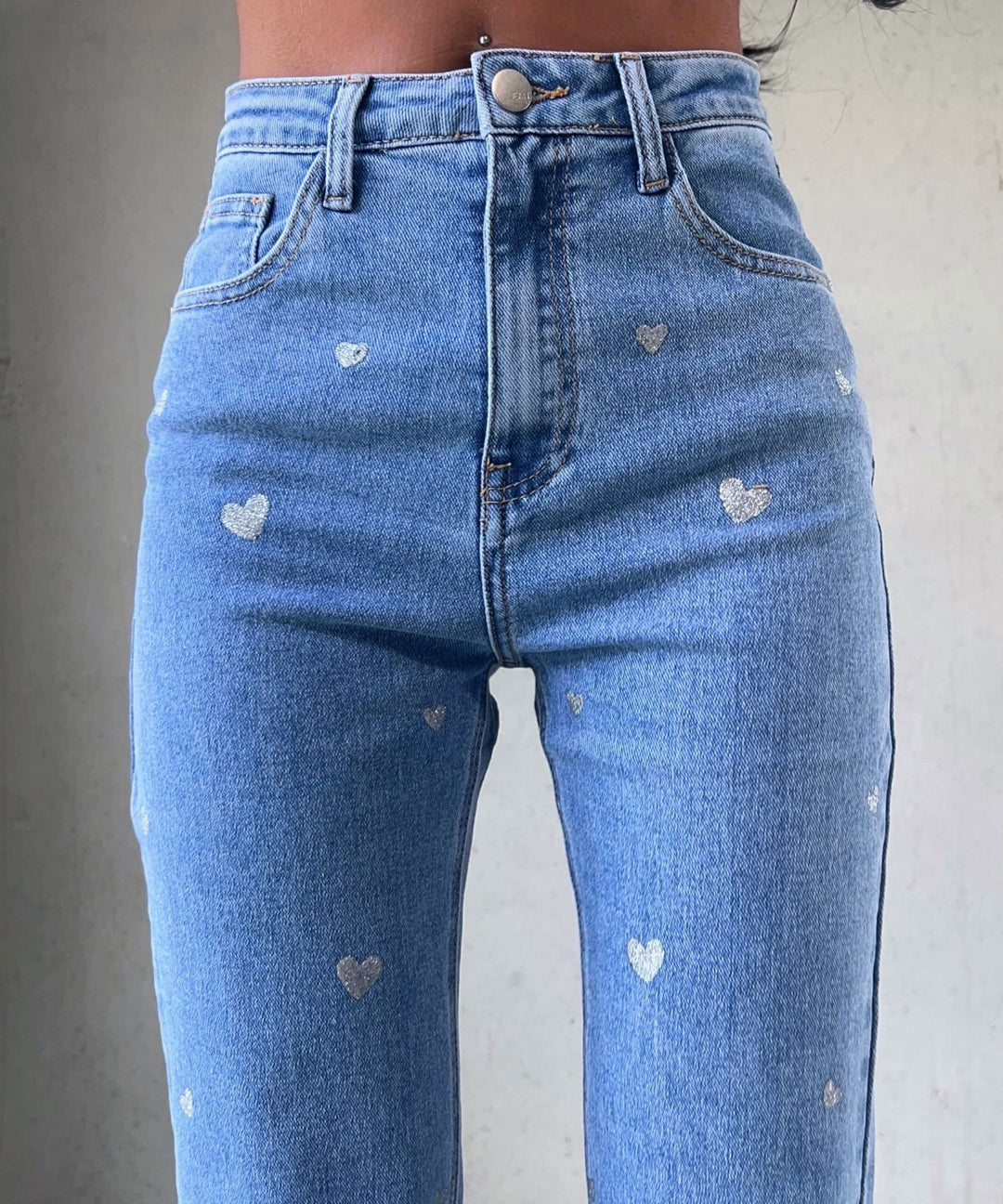 Damen Stretch-Jeans mit weitem Bein und Herzchenmuster - Amelie