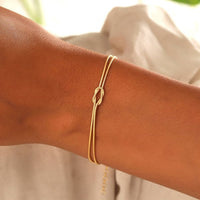 Minimalist Button Bracelet – Elva