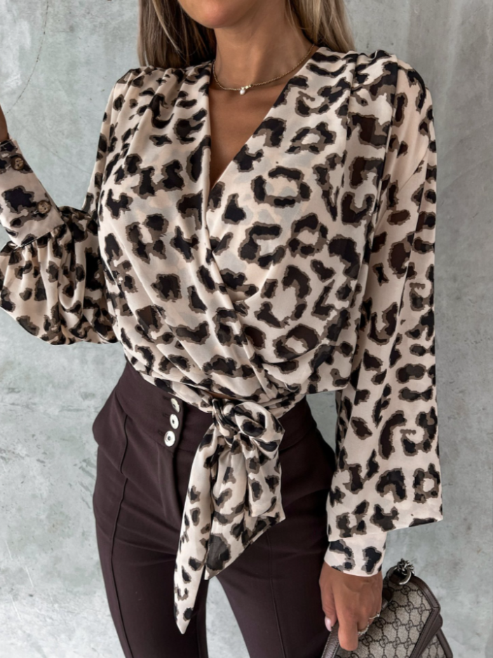 Stilvolle V-Ausschnitt-Bluse mit Puffärmeln - Mireille