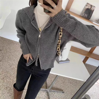 Livia Cropped Weste | Einzigartig, elegant & stilvoll
