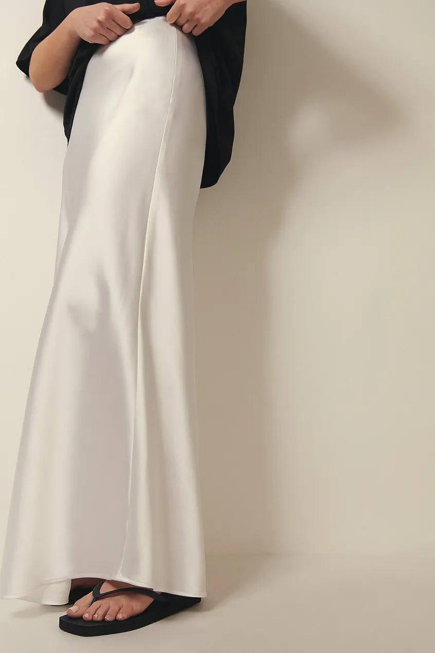 Satinrock mit hoher Taille – Elena