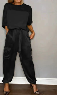 Stilvoller & luftiger Damen Satin-Jumpsuit für besondere Anlässe – Yasmina