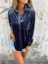 Trendige Samtbluse mit langen Ärmeln - Clara