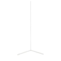 Witte hoekvloerlamp met rechte staander en twee korte V-vormige voetjes, vrijstaand op een witte achtergrond. 8