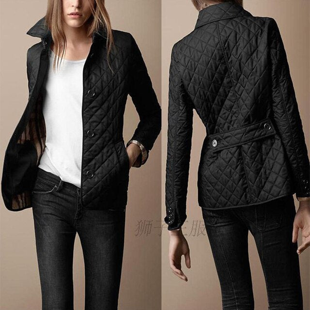 Gepolsterte Damenjacke mit Knöpfen – Elin