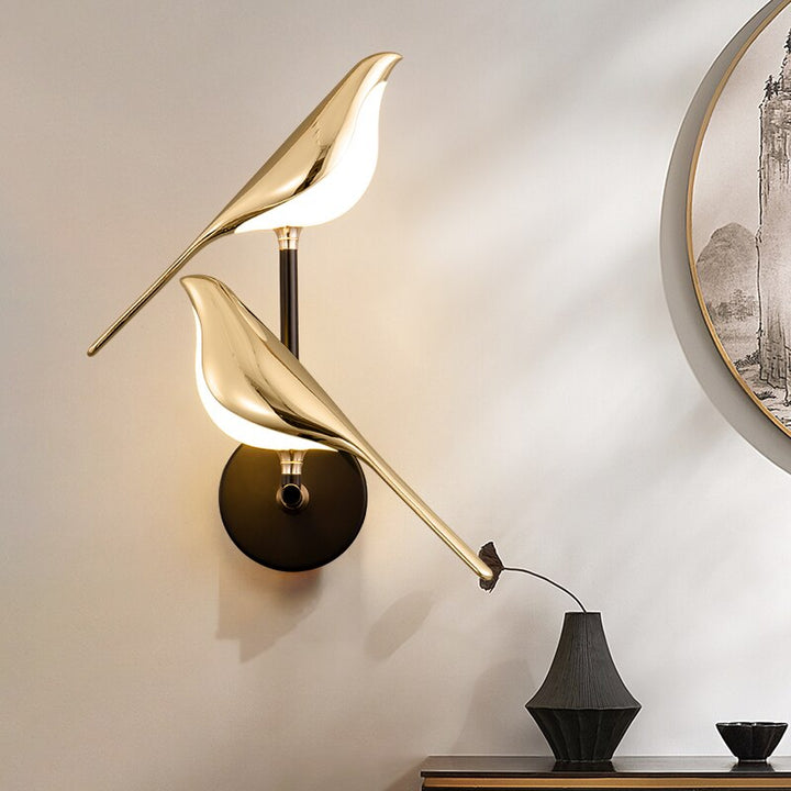 Moderne Vogel-Wandleuchte - AviaryGlow
