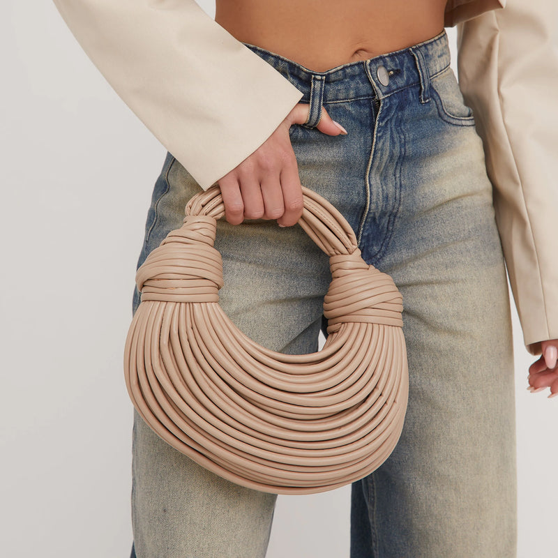 Stilvolle Geknöpfte Schultertasche - Kiana