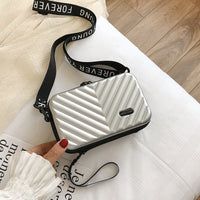 Kompakte Hartschalen-Handtasche