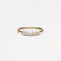 Trendy Mini Parelring - Isolde