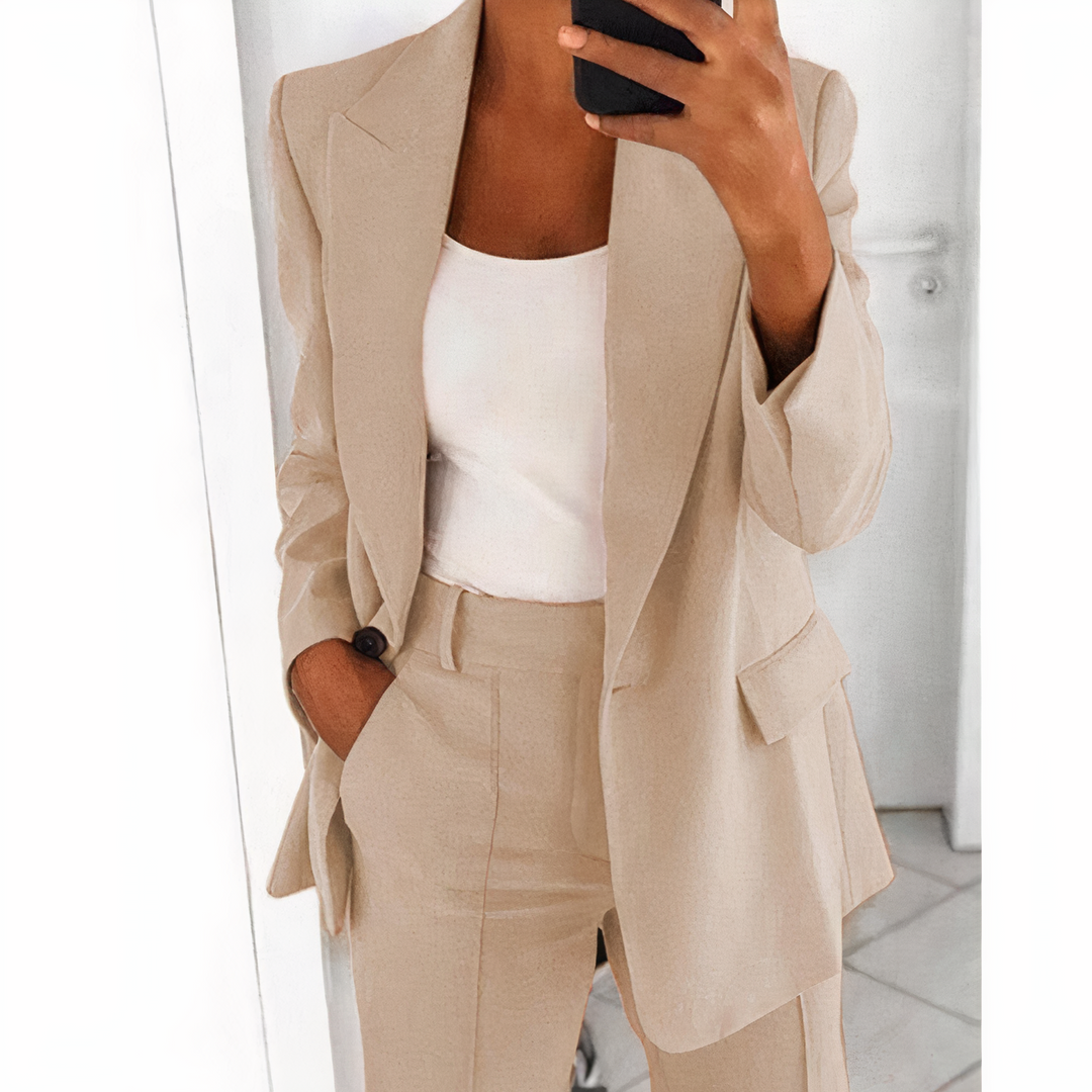 Trendiges Blazer- und Hosen-Set für Damen - Sanne