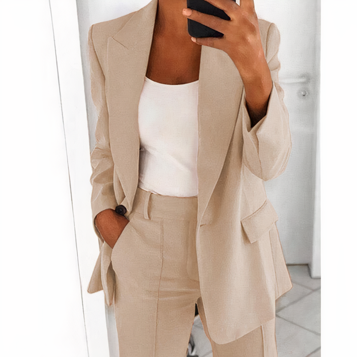 Trendiges Blazer- und Hosen-Set für Damen - Sanne