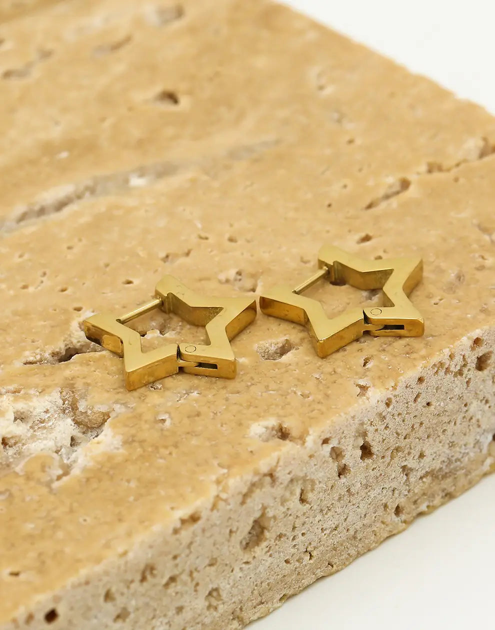 EAR RINGS STAR GOLD PLATED