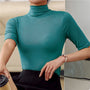 Nahtloser Damen-Rollkragenpullover mit schlanker Passform – Nina