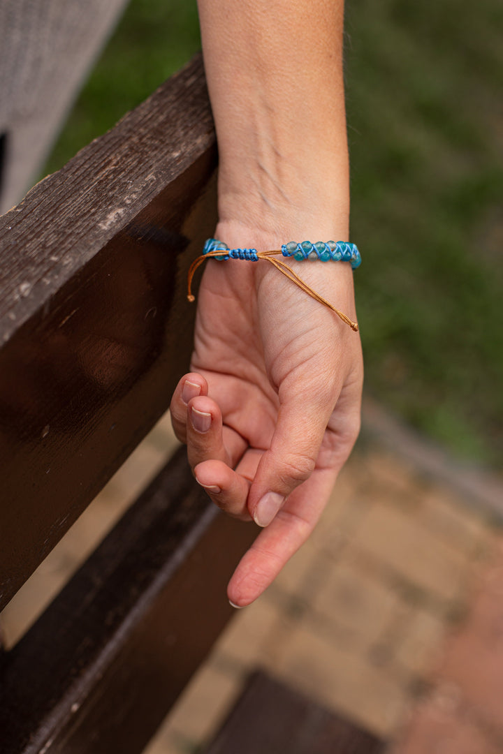 Hypnotizing Blue Opal Bracelet - Liora