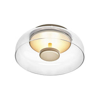Close-up van de lamp met heldere glazen kap en gouden middenstuk, vrijgesteld op witte achtergrond 5