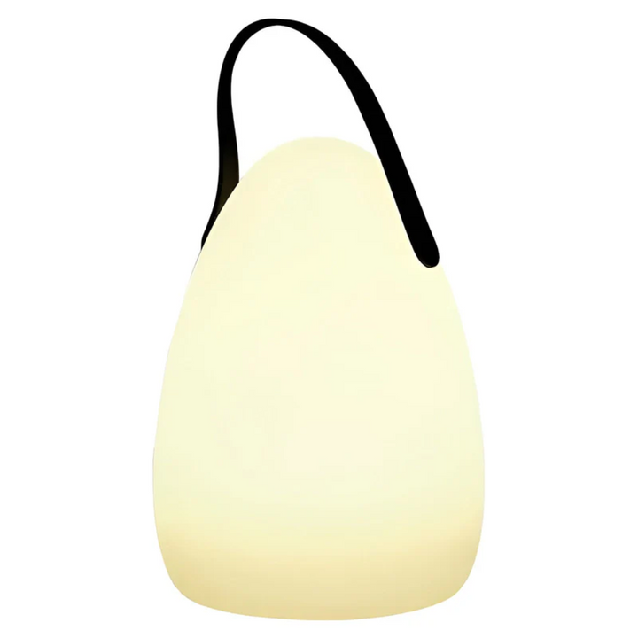 Druppelvormige lamp met lange zwarte lus, warm wit licht, losgesteld op een witte achtergrond 5