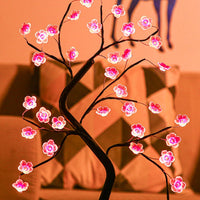 Beleuchteter Pflaumenblütenbaum - LumiPlum
