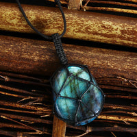 Drachenherz Labradorit Kette - Astrid