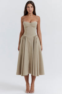 Stilvolles Sommerkleid mit Spaghettiträgern und Taillenkorsett - Mira