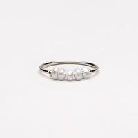Trendy Mini Parelring - Isolde