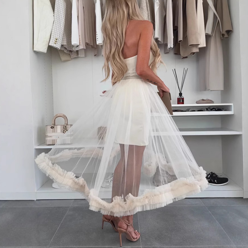 Schulterfreies Tüllkleid mit Rüschen - Nea