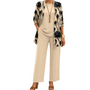 Model draagt de set in beige met cardigan met zwarte lotusbloemprint, effen shirt met ronde hals en wijde broek. 1