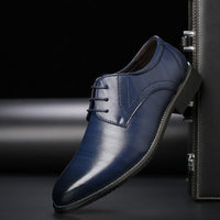 Stilvolle Herrenschnürschuhe mit Brogue-Details - Lennard