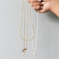 Pearl Necklace with Clasp - Lucía