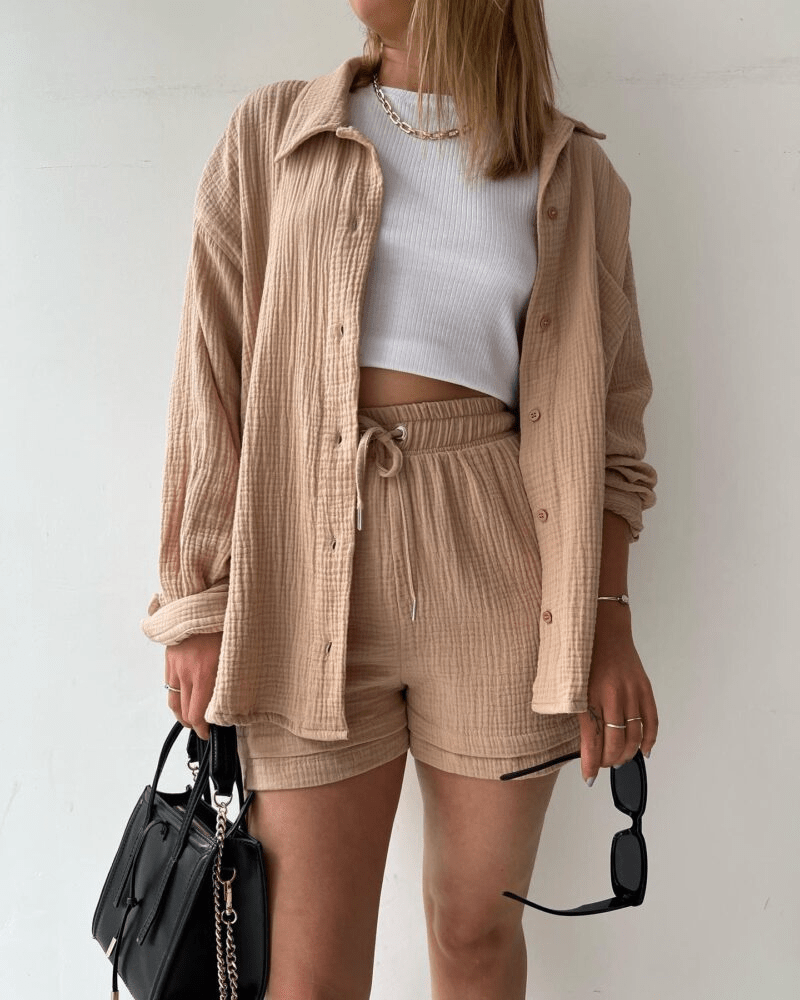 Zweiteiliges Damen-Sommeroutfit mit Shirt und Hose – Mila