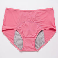 Roze slip met hoge taille van voren, met gaatjesstof en een grijs opvangpaneel in het kruis. 17