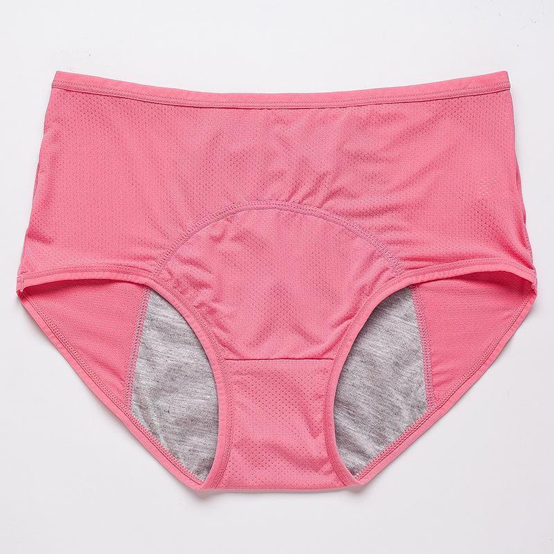 Roze slip met hoge taille van voren, met gaatjesstof en een grijs opvangpaneel in het kruis. 17