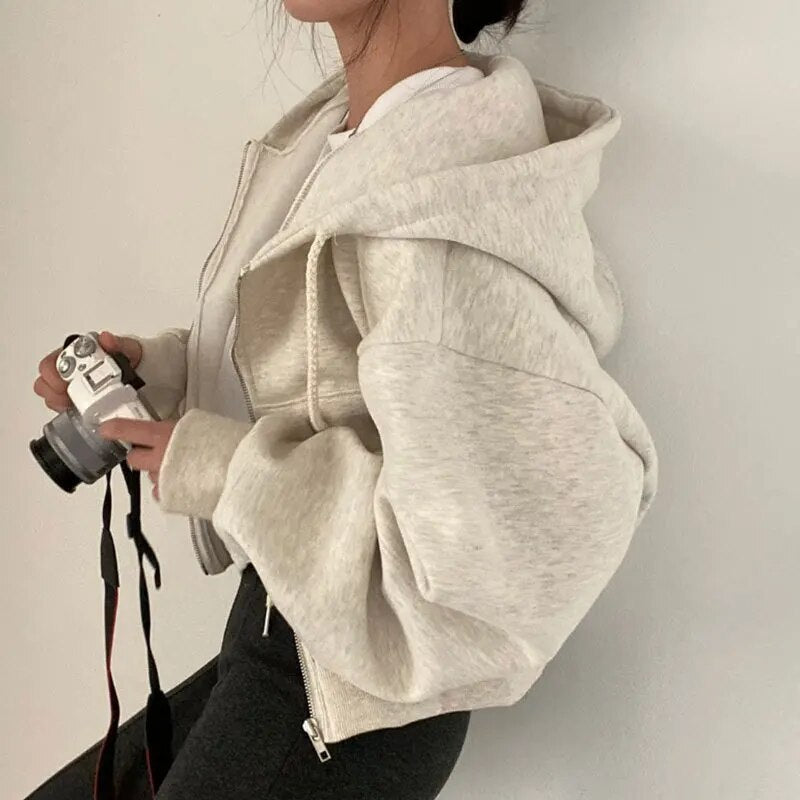 Kort Dames Vest met Capuchon en Oversized Pasvorm – Rinette