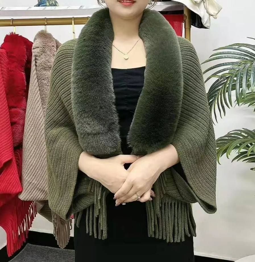 Damesvest Louise – Met Luxueuze Faux Fur Kraag | One Size