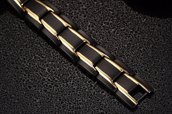 Magnetic stainless steel bracelet – CoreFlex