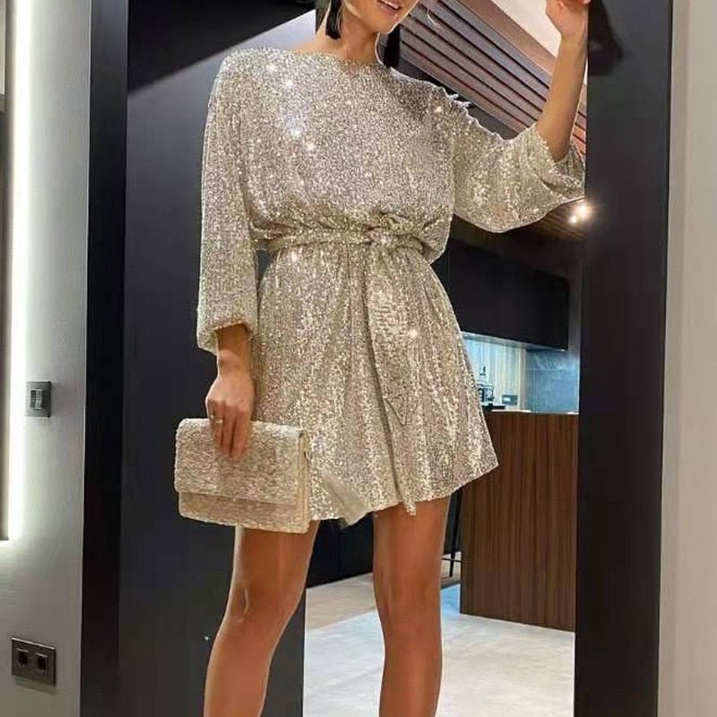 Fließendes Festkleid mit lockerem Schnitt - Clara