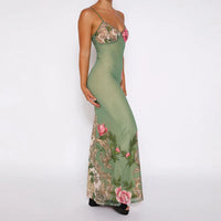 Blumiges Maxi-Sommerkleid mit V-Ausschnitt und Spaghettiträgern – Alina