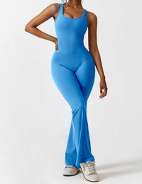 Rugvrije Jumpsuit met Uitlopende Broekspijpen - Liv