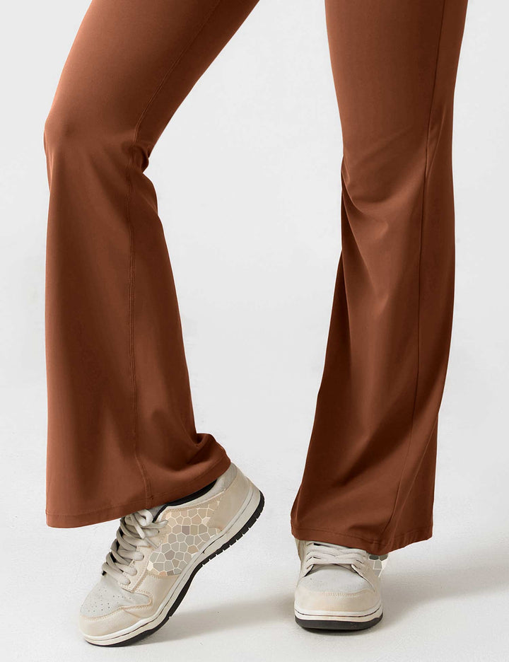 Rugvrije Jumpsuit met Uitlopende Broekspijpen - Liv