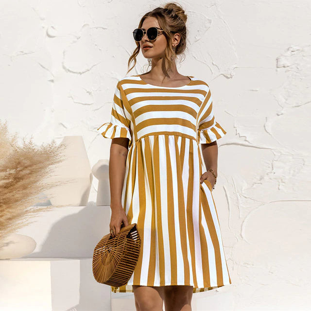 Sommer Schwangerschaft Lockeres gestreiftes Strandkleid mit Rüschenärmeln | Mini-Sommerkleid