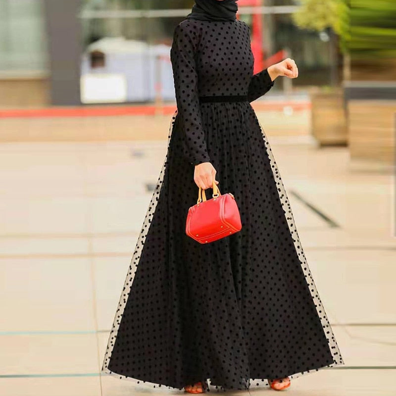 Gepunktetes Elegantes Kleid
