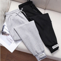 Jogging pants with high waist