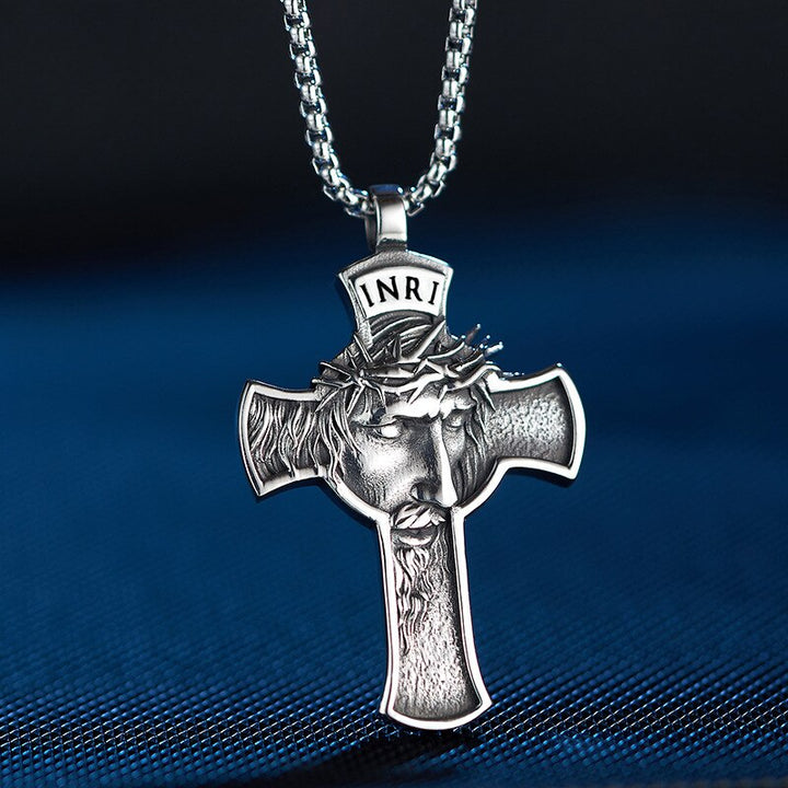 Inri | Cross Pendant with Chain