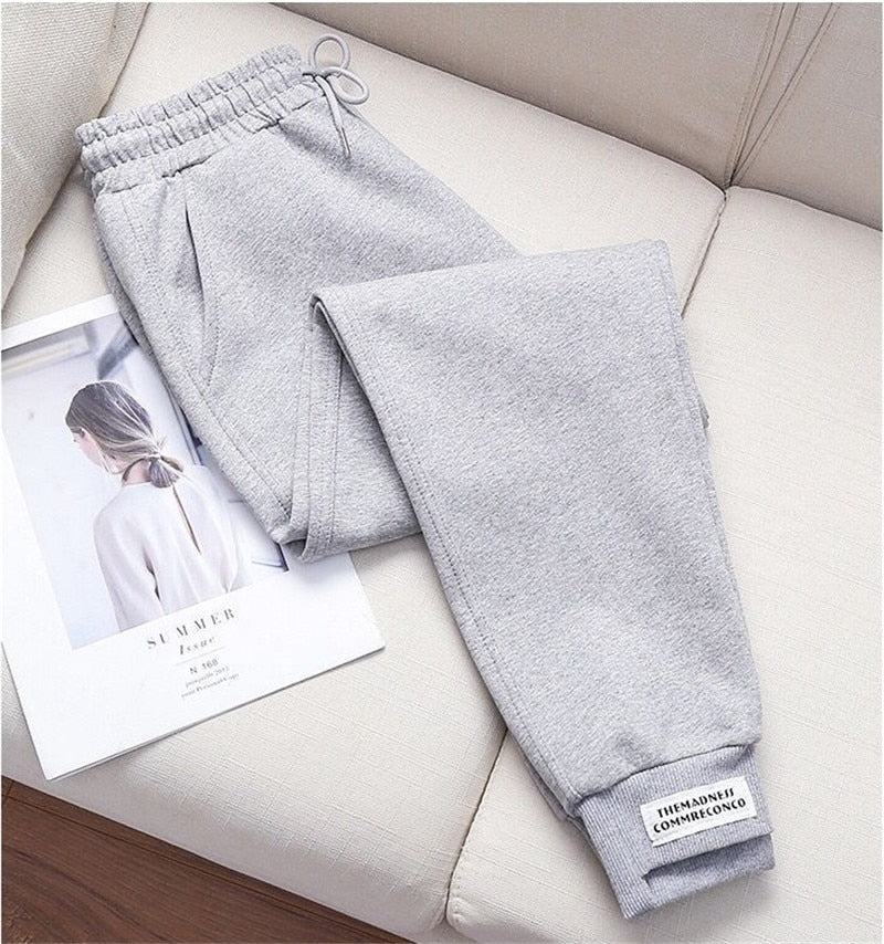 Jogging pants with high waist