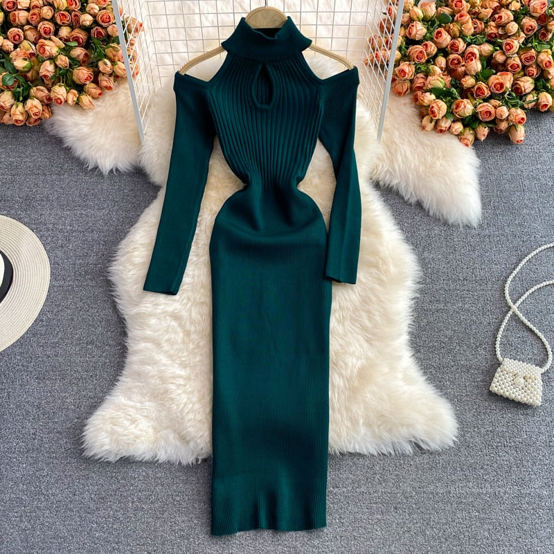 Schlanke Passform Elegantes Urbanes Langarm Strickkleid | Schulterfrei Knielang