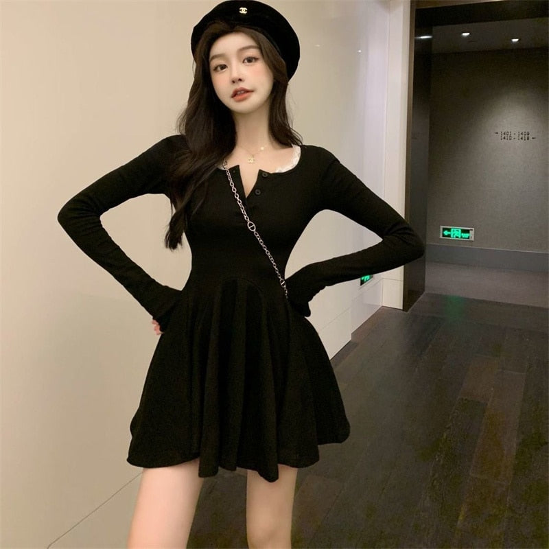 Elegantes A-Linien Minikleid mit langen Ärmeln | Atmungsaktive & Gemütliche Herbstmode