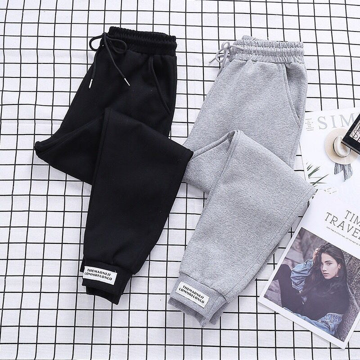 Jogging pants with high waist
