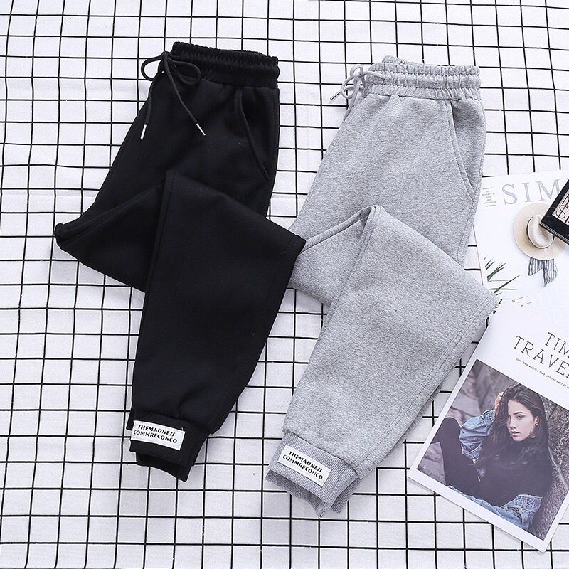 Jogging pants with high waist