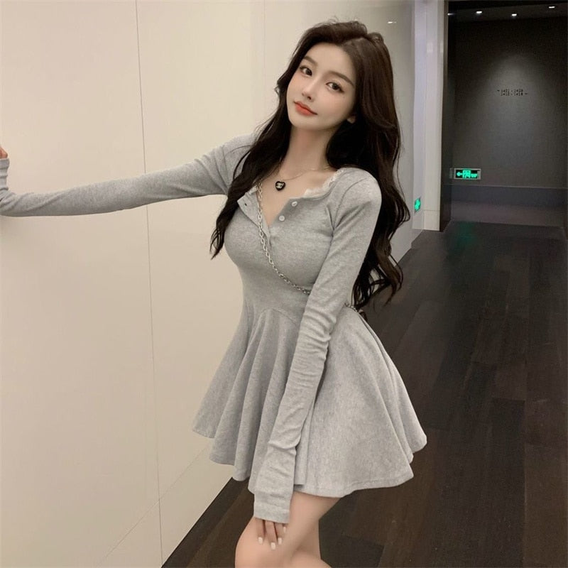 Elegantes A-Linien Minikleid mit langen Ärmeln | Atmungsaktive & Gemütliche Herbstmode